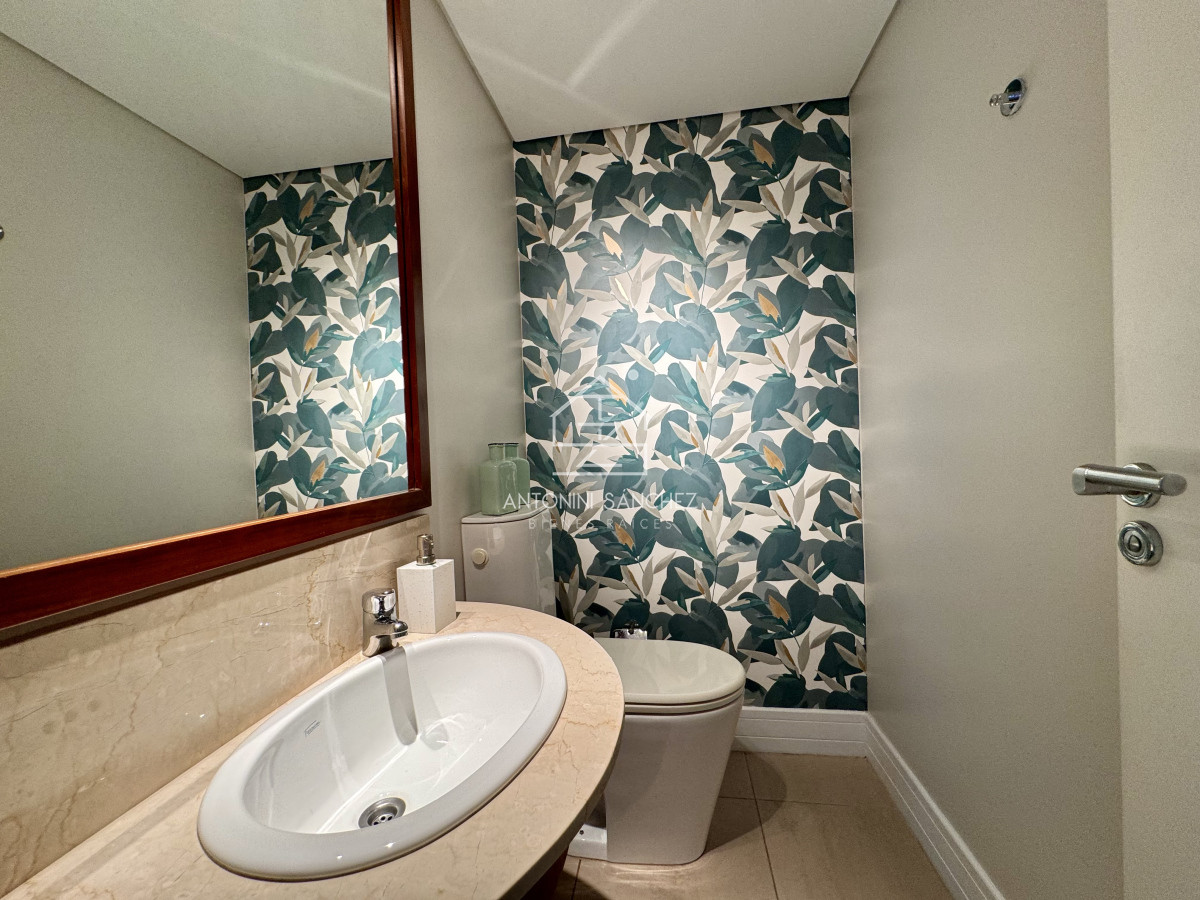 Apartamento ID.1749 - Venta Apartamento 2 dormitorios y servicio Le Parc Punta Del Este