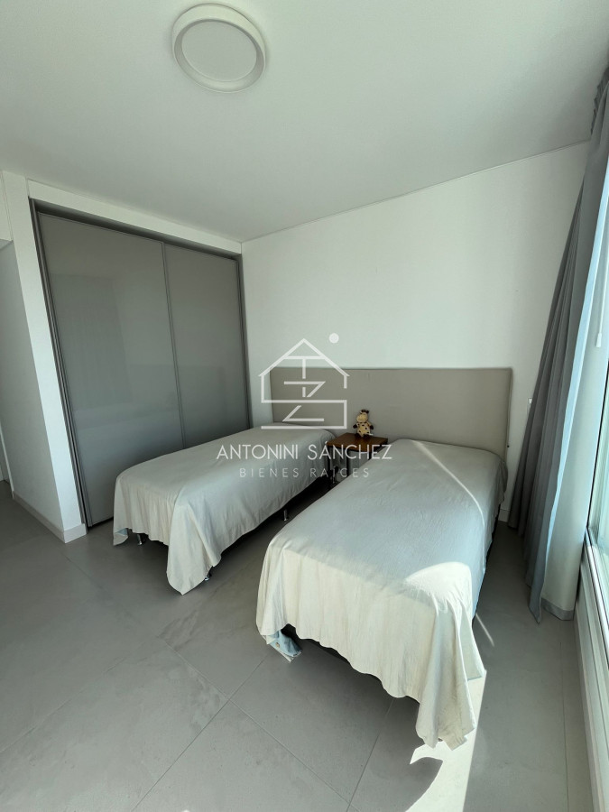Apartamento ID.2398 - VENTA APARTAMENTO 4 SUITES LE PARC 3 PLAYA BRAVA PUNTA DEL ESTE 