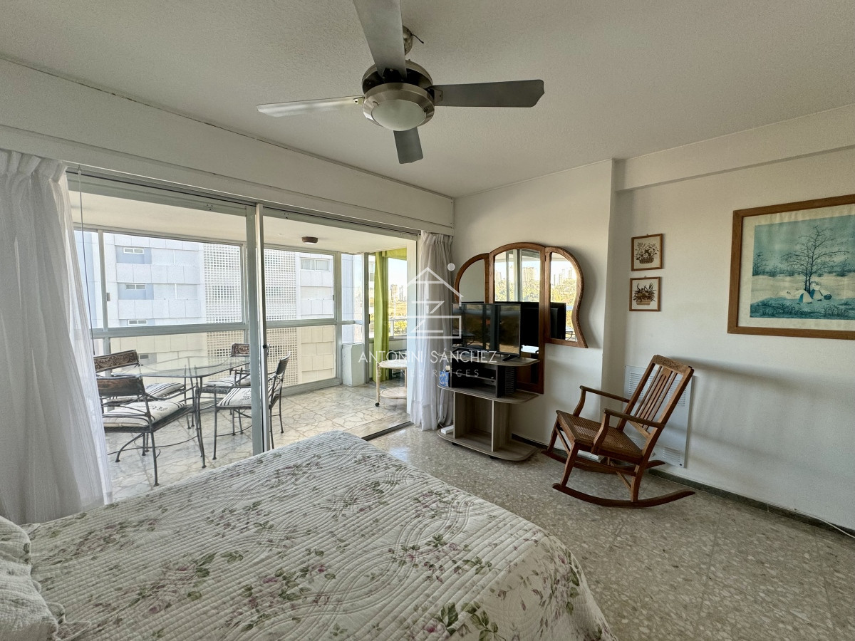 Apartamento ID.1083 - Venta apartamento 2 dormitorios mas dependencia