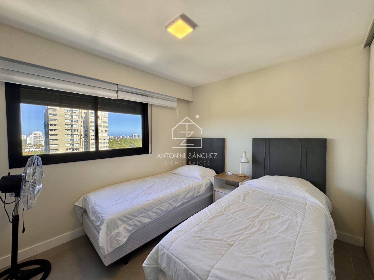 Apartamento ID.1865 - Venta apartamento 2 dormitorios 2 baños Punta del Este