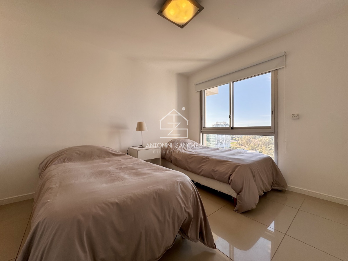 Apartamento ID.1089 - Venta Apartamento 3 dormitorios 4 baños Punta del Este