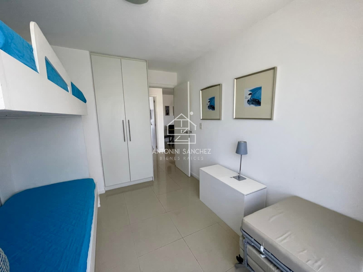 Apartamento ID.1598 - Alquiler anual apartamento 2 dormitorios Punta del Este