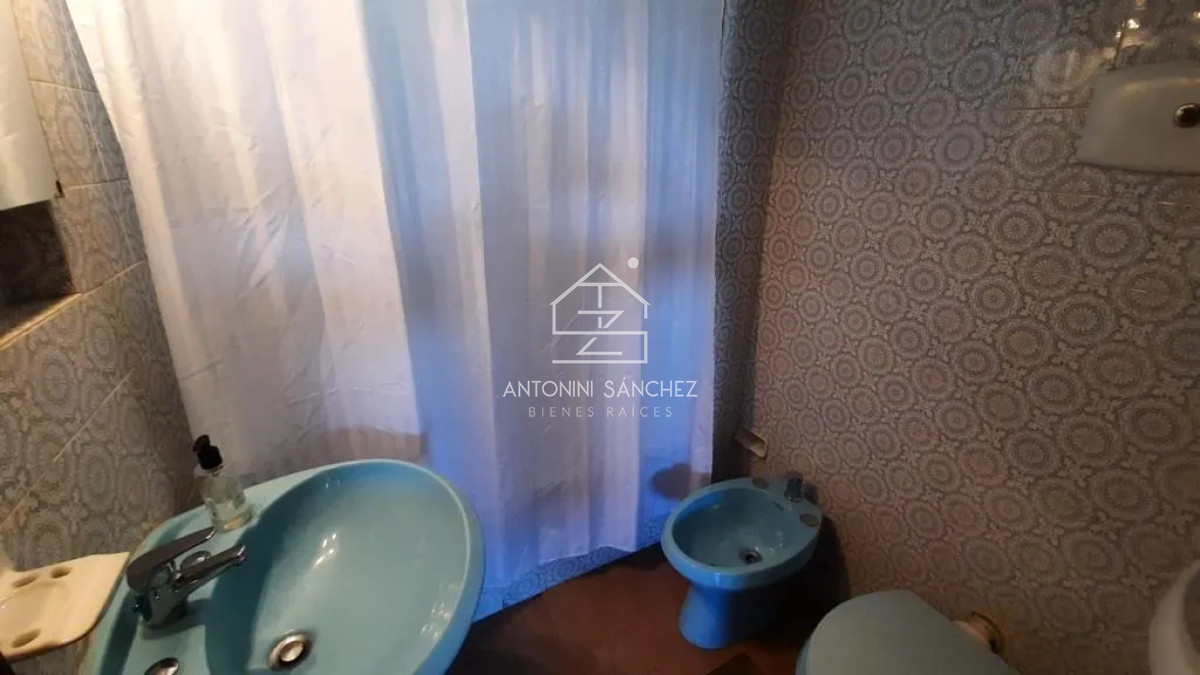 Apartamento ID.2129 - Venta apartamento 3 dormitorios y dependencia de servicio mansa 