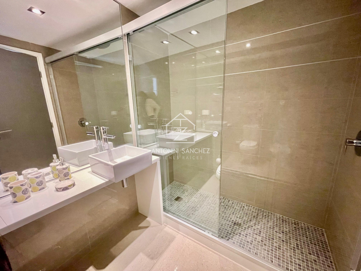 Apartamento ID.1128 - Venta Penthouse Punta Del Este
