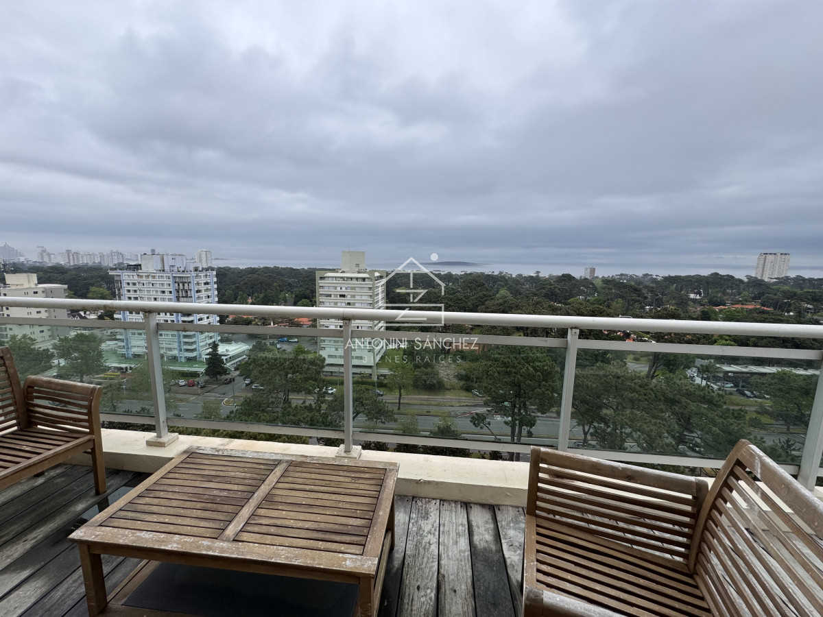 Apartamento ID.1211 - Venta apartamento 3 dormitorios Punta del Este