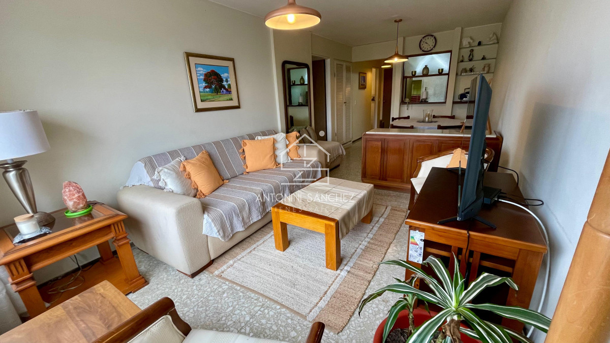Apartamento ID.2209 - VENTA APARTAMENTO DE 2 DORMITORIO EN PENINSULA PUNTA DEL ESTE