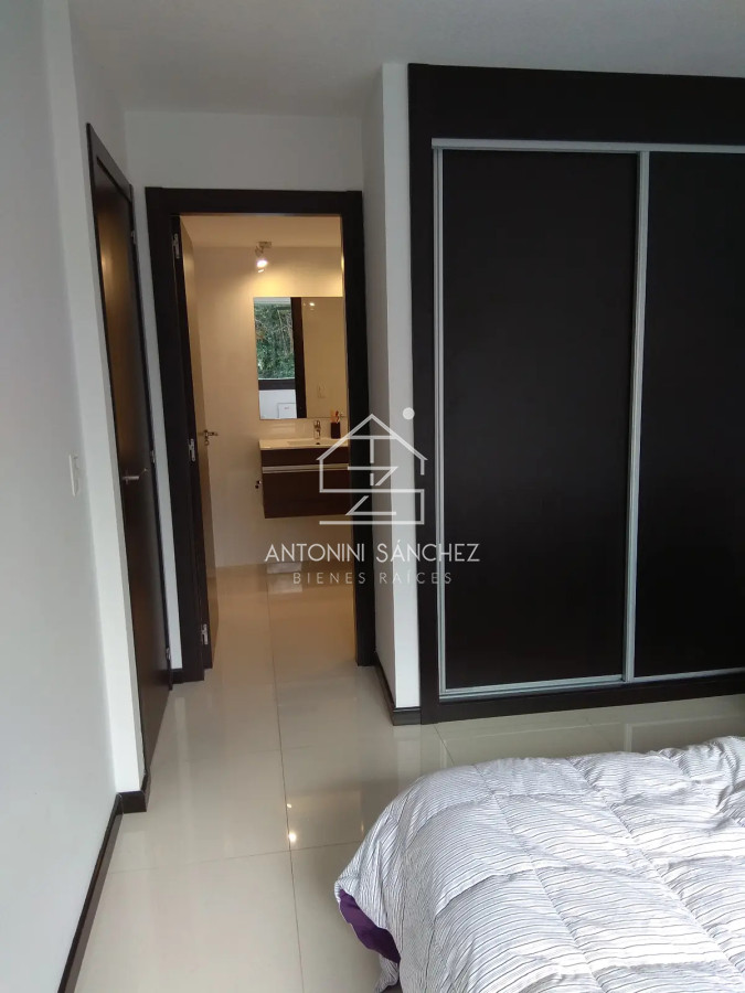 Apartamento ID.2711 - Alquiler temporal 2 dormitorios 2 baños Punta del Este 