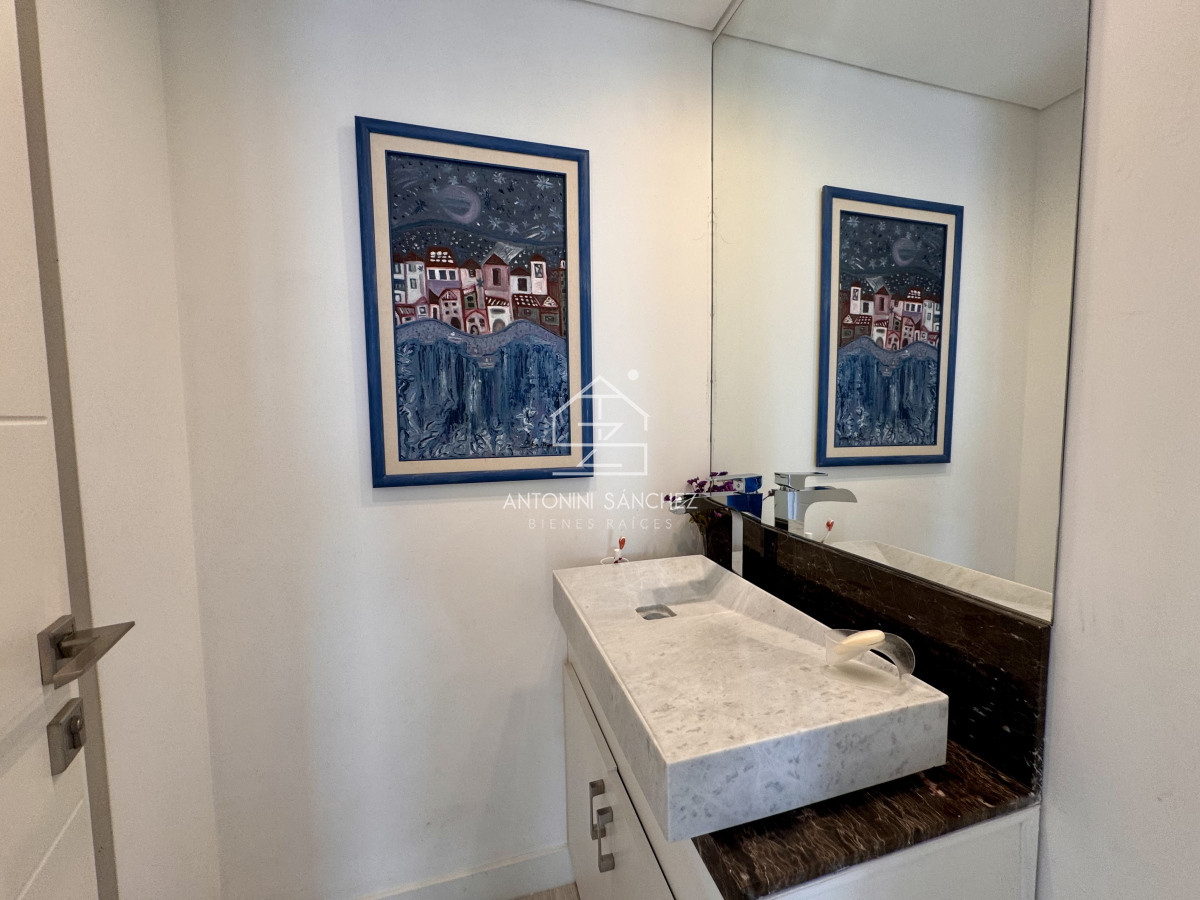 Apartamento ID.1577 - Venta apartamento 3 suites Punta del Este