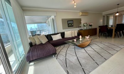 VENTA APARTAMENTO 3 DOMITORIOS PUNTA DEL ESTE