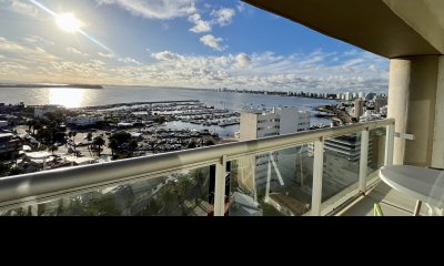 Apartamento venta 3 dormitorios 3 baños Punta del Este