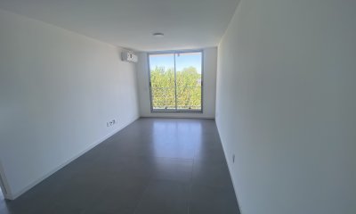 En venta apartamento en Maldonado, muy buena Renta.