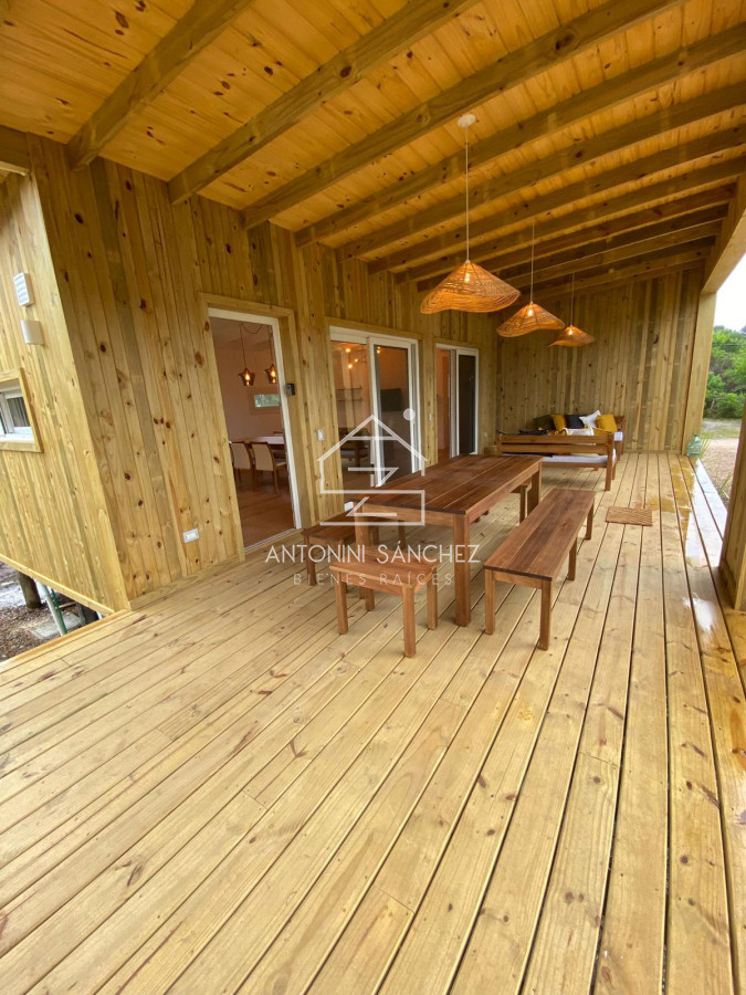 Casa ID.1763 - Casa en venta en San Vicente, La Barra, Barrio semiprivado. 