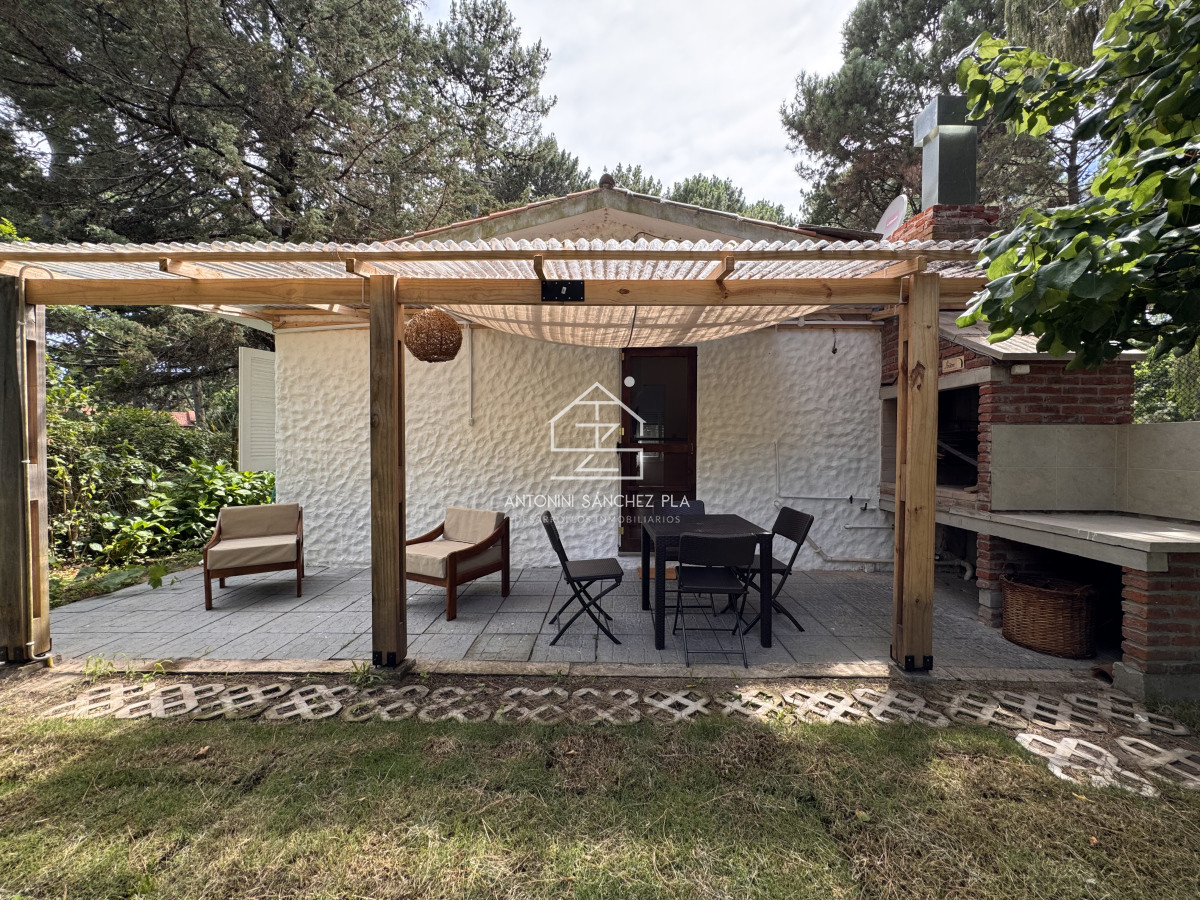 Casa ID.1592 - Alquiler temporal casa 2 dormitorios  Punta Ballena