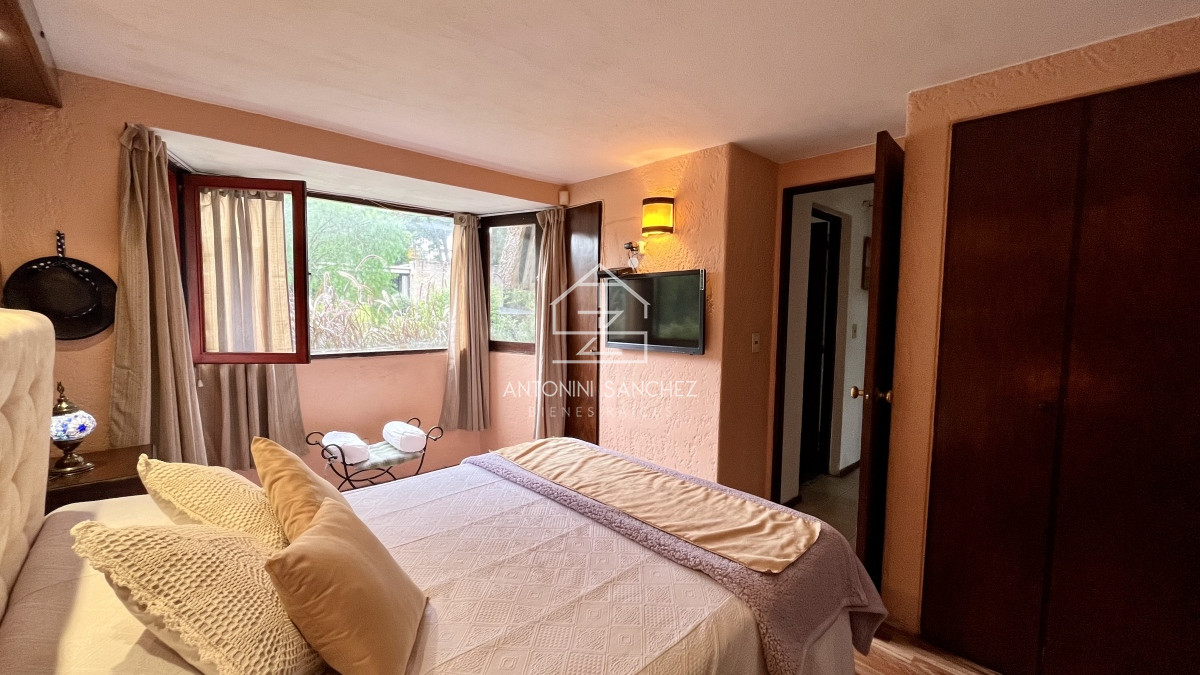 Casa ID.393 - Casa VENTA 4 dormitorios 3 baños Punta Este 