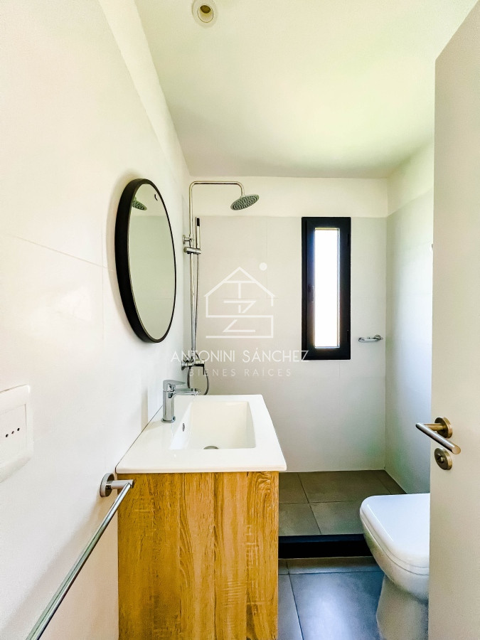 Casa ID.455 - Casa venta 3 dormitorios 2 baños Maldonado