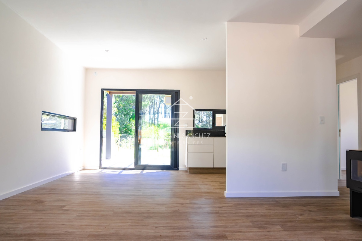 Casa ID.455 - Casa venta 3 dormitorios 2 baños Maldonado