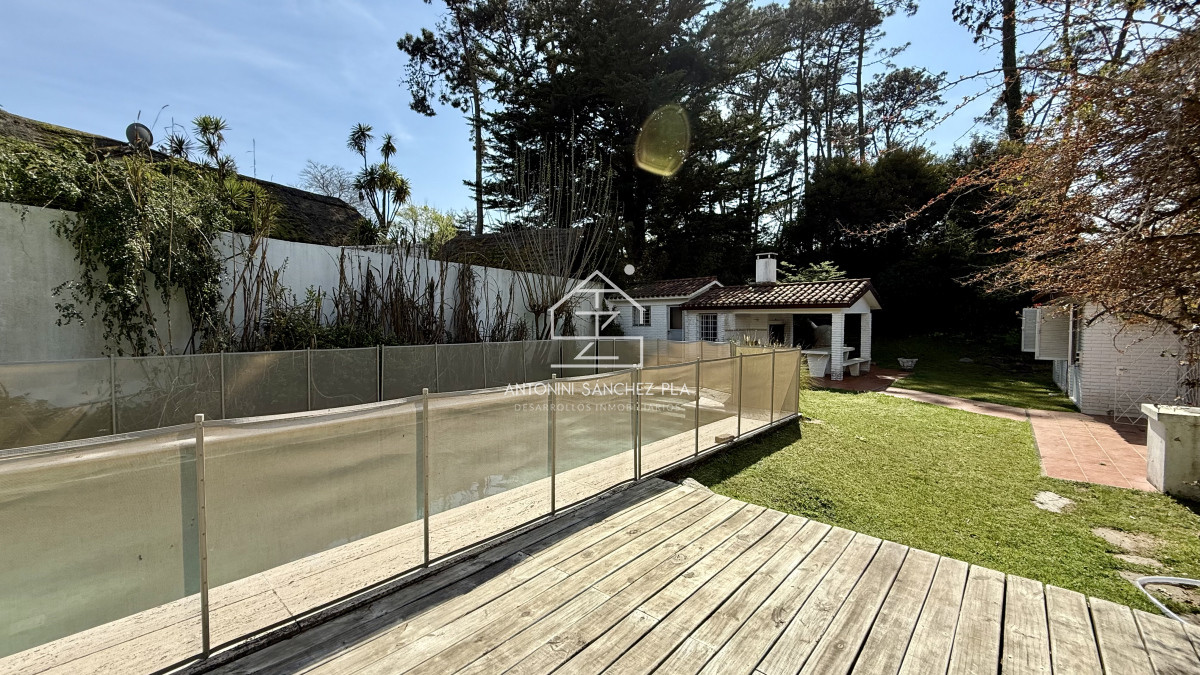 Casa ID.2805 - Alquiler de Temporada 4 dormitorios