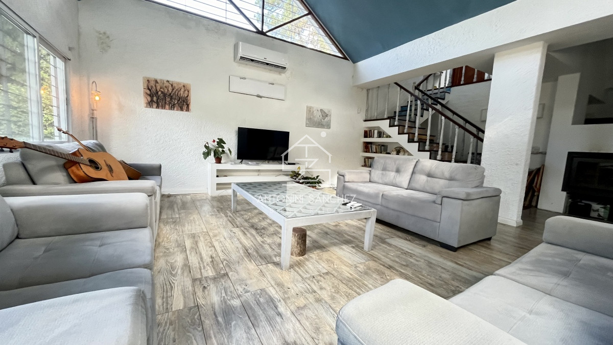 Casa ID.417 - Casa venta 6 dormitorios Punta del Este