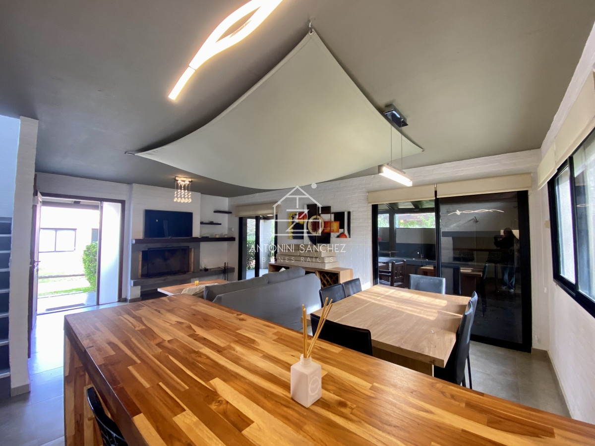 Casa ID.582 - Casa venta 2 dormitorios Parque Pinares