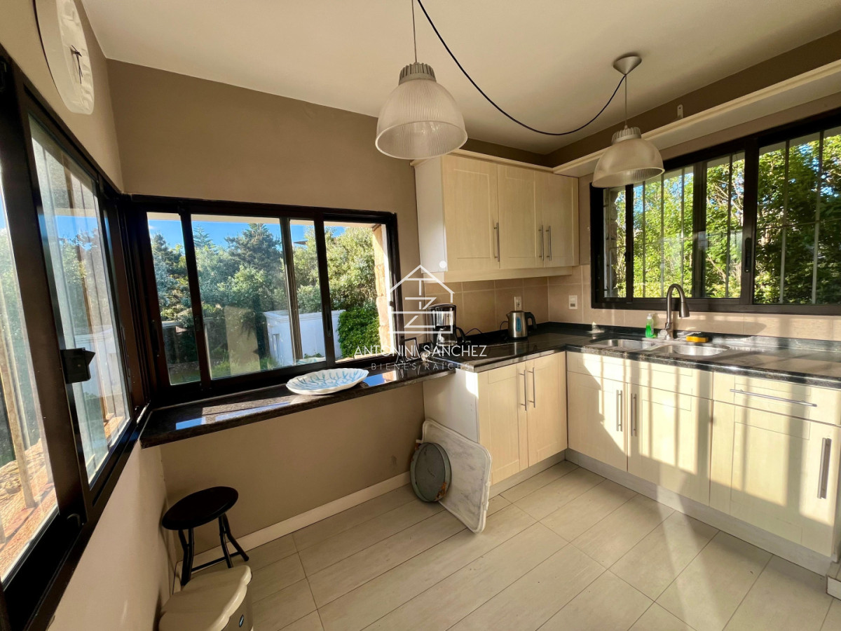 Casa ID.2952 - VENTA CASA MANANTIALES