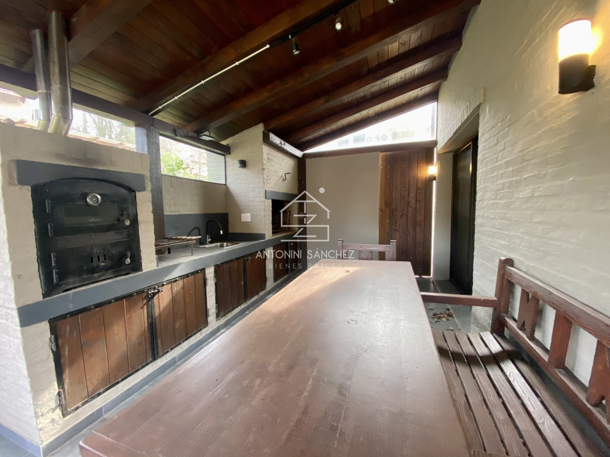 Casa ID.582 - Casa venta 2 dormitorios Parque Pinares