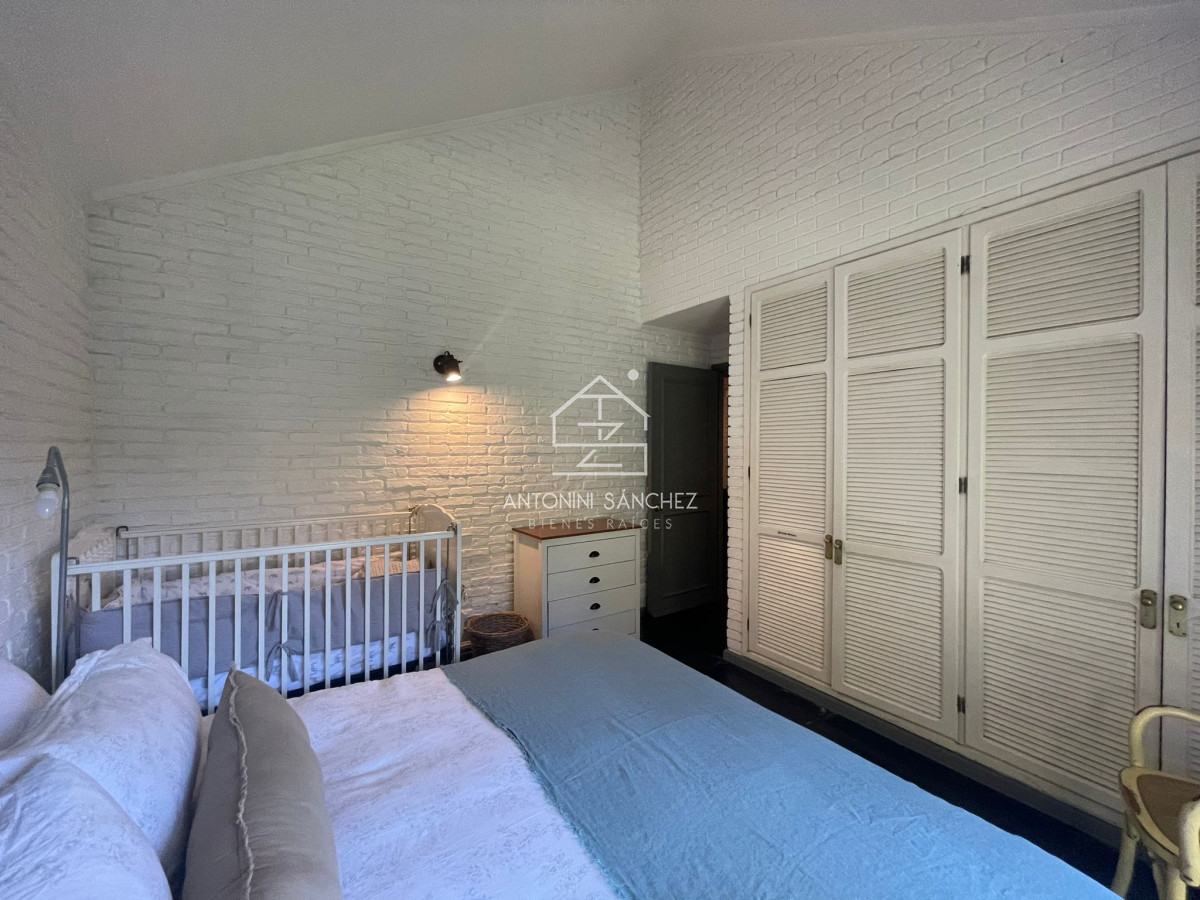 Casa ID.500 - Casa venta 3 dormitorios y servicio