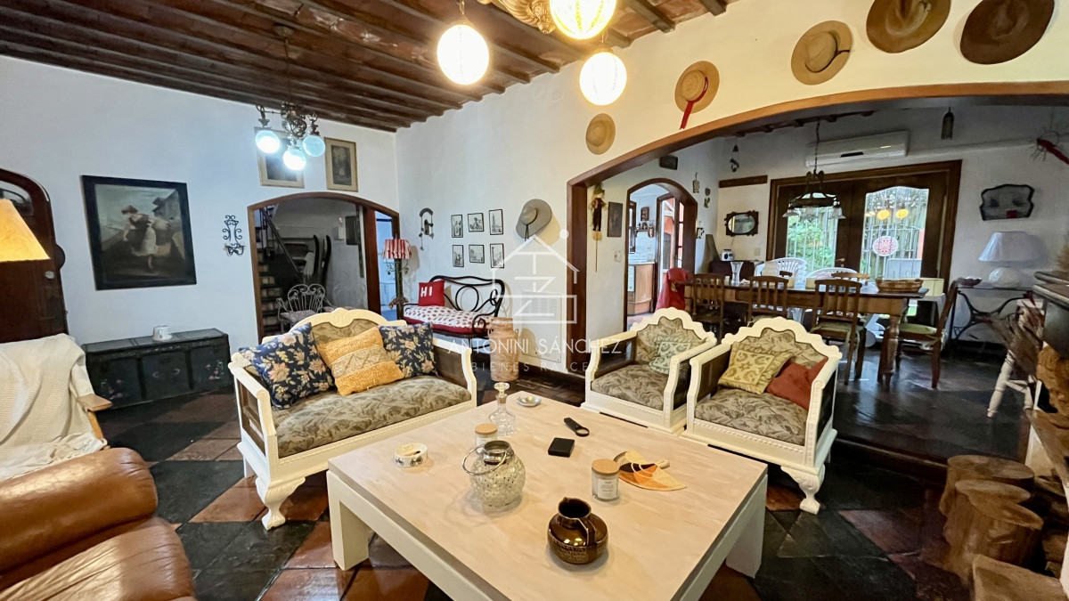 Casa ID.386 - Casa alquiler anual 3 dormitorios Punta del Este