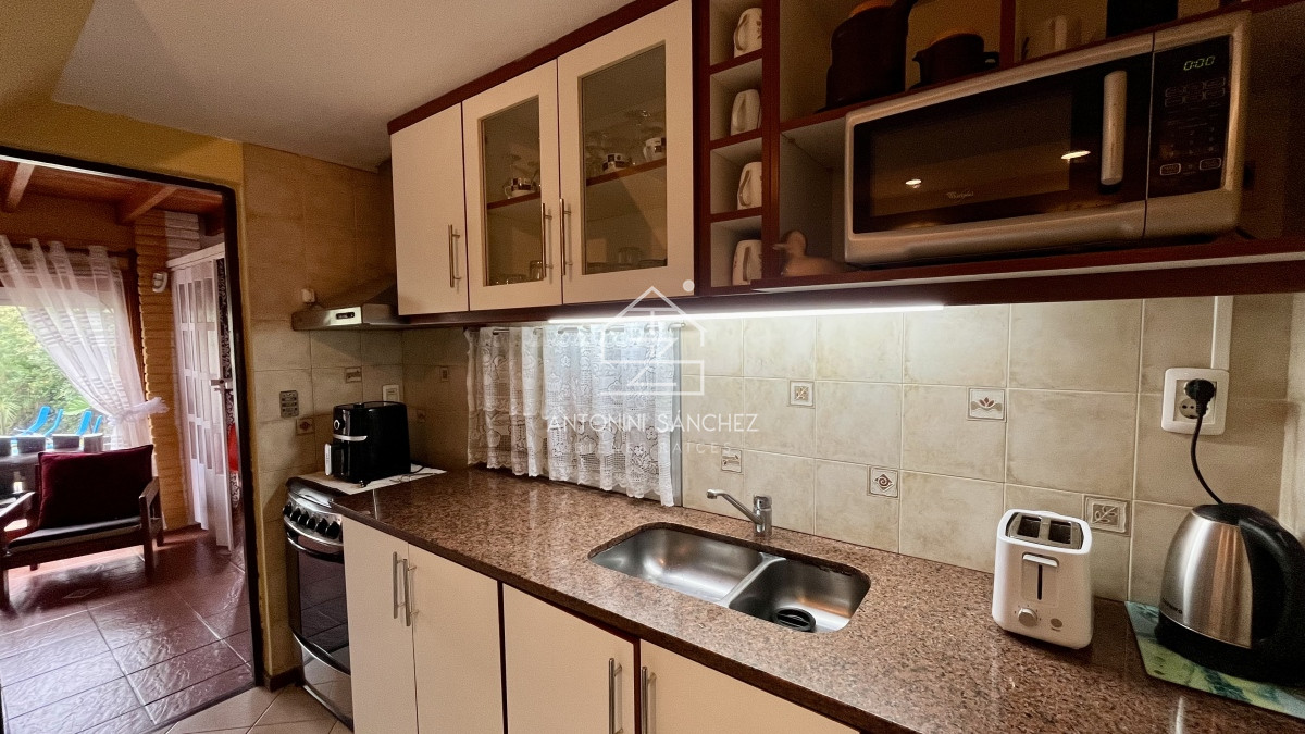 Casa ID.393 - Casa VENTA 4 dormitorios 3 baños Punta Este 