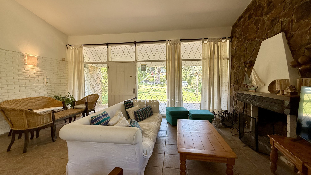 Casa ID.2805 - Alquiler de Temporada 4 dormitorios