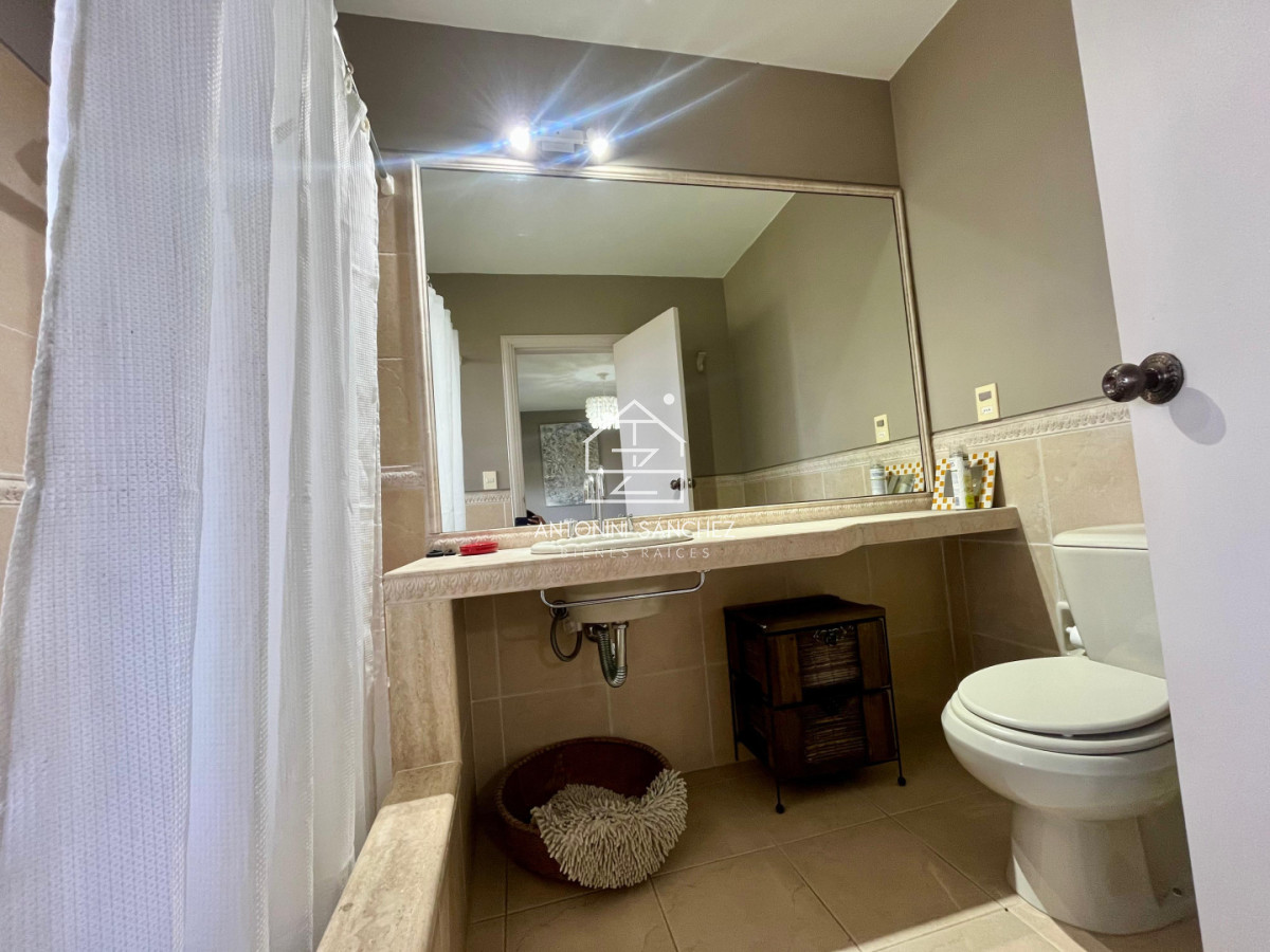Casa ID.2952 - VENTA CASA MANANTIALES