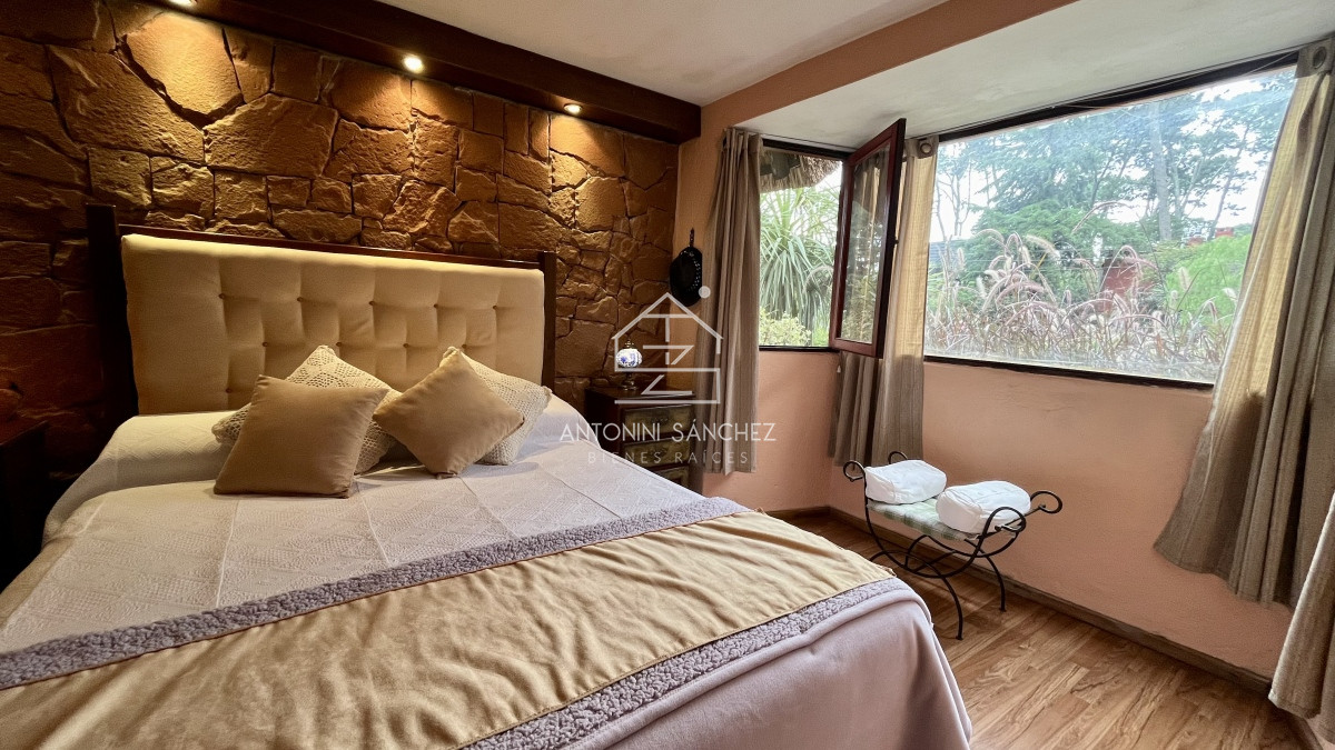 Casa ID.393 - Casa VENTA 4 dormitorios 3 baños Punta Este 