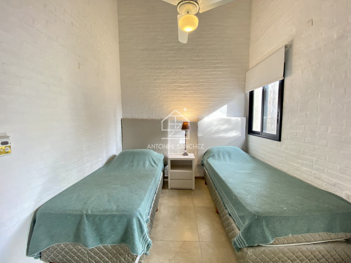 Casa ID.582 - Casa venta 2 dormitorios Parque Pinares