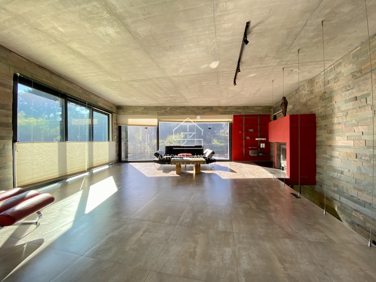 Casa ID.533 - Casa Venta 2 dormitorios + servicio Punta del Este