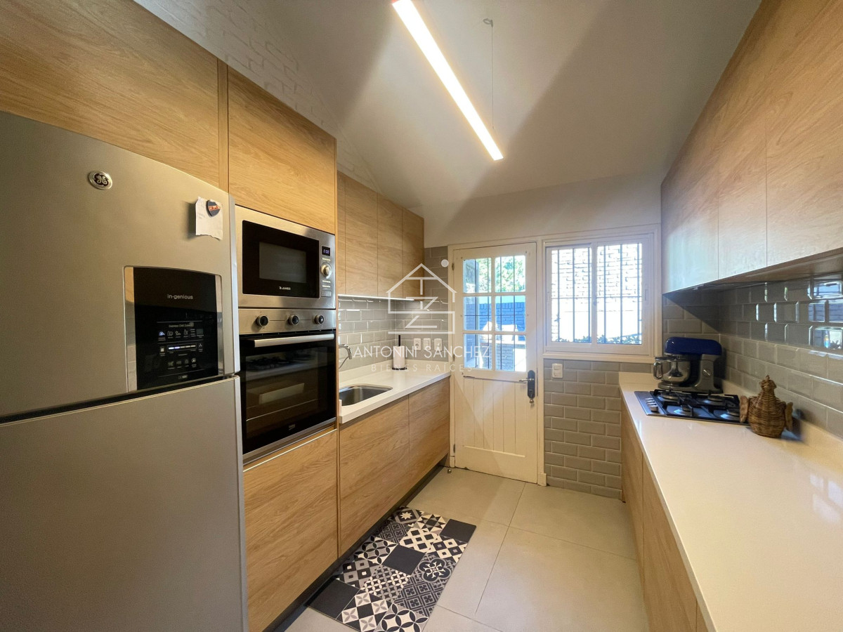 Casa ID.500 - Casa venta 3 dormitorios y servicio