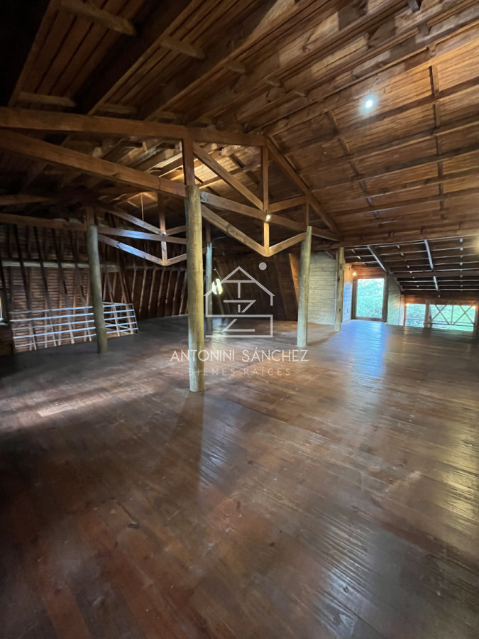 Casa ID.2334 - VENTA CHALET COMERCIAL PUNTA DEL ESTE