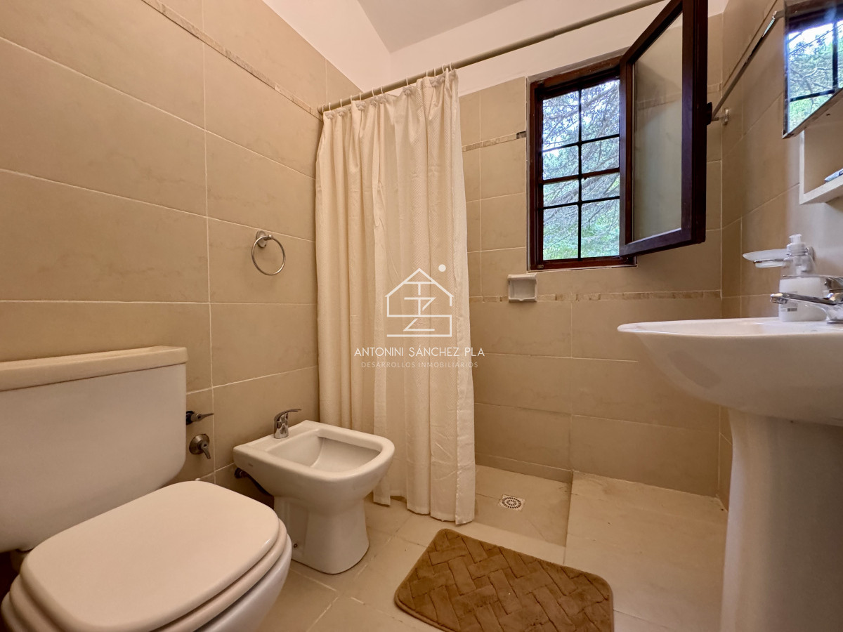 Casa ID.1592 - Alquiler temporal casa 2 dormitorios  Punta Ballena