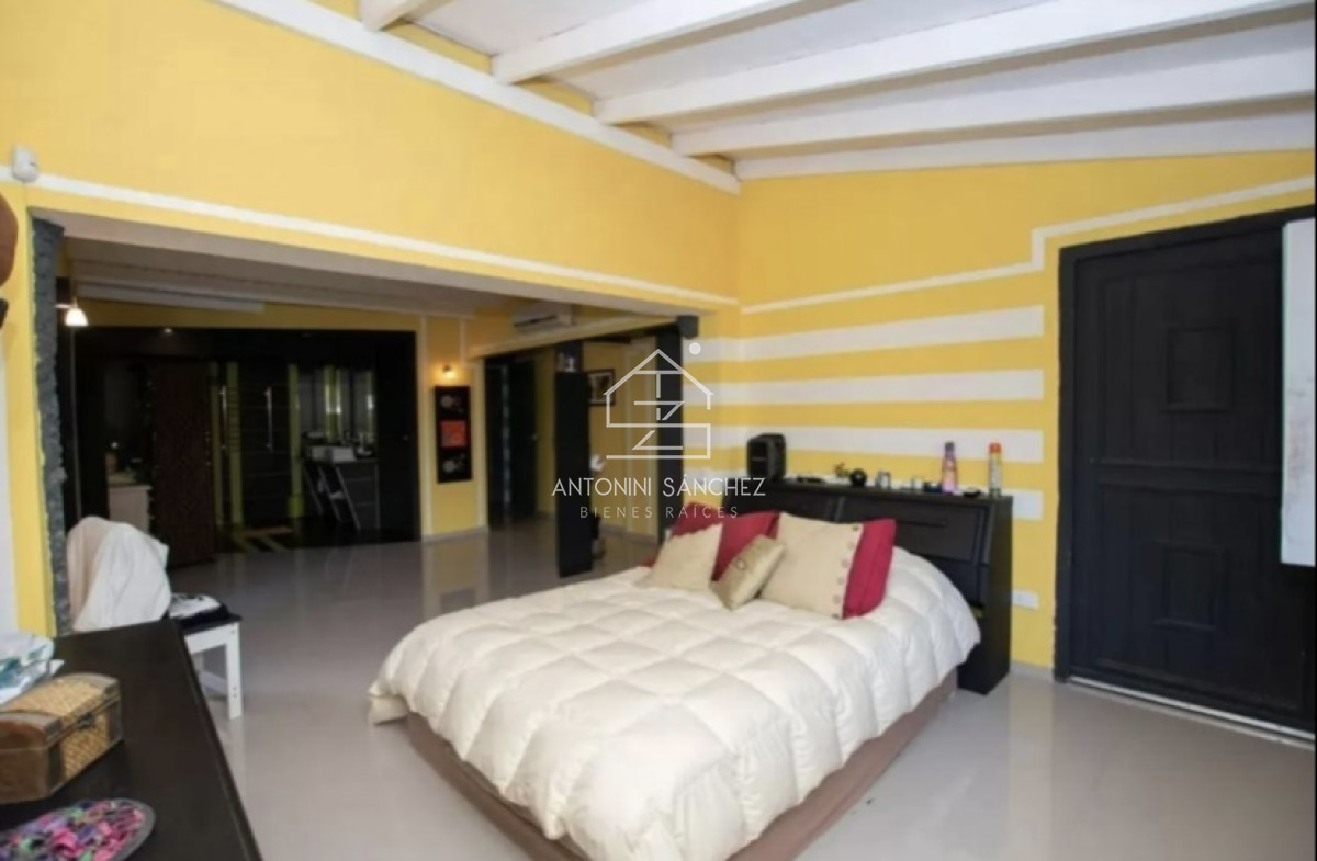 Casa ID.989 - Casa en Venta, Punta del Este, Marly