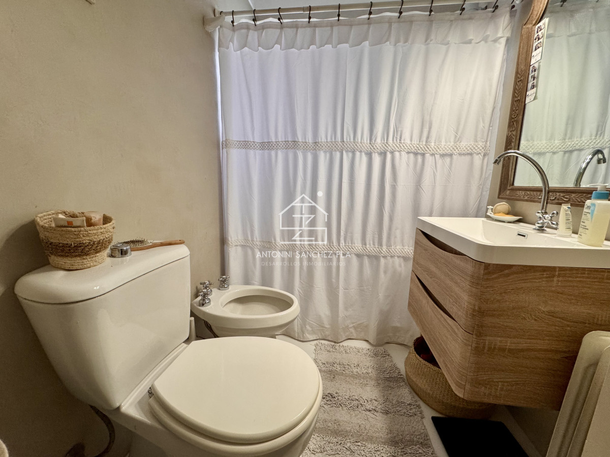 Casa ID.1984 - Alquiler Anual casa 5 dormitorios mas servicio