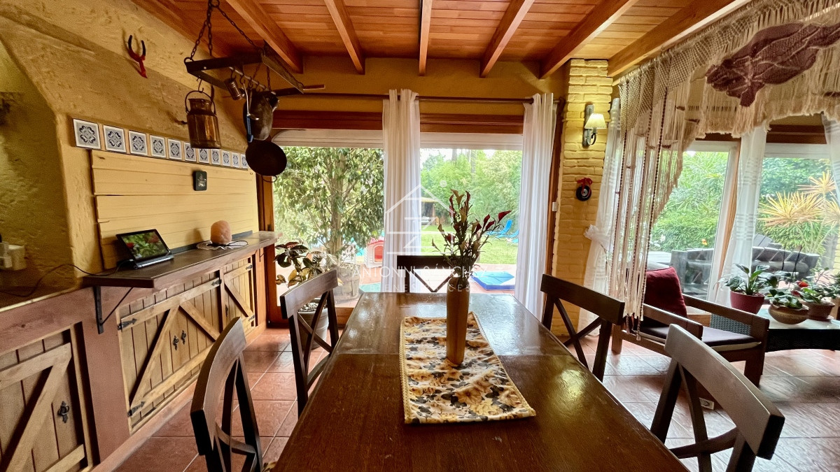 Casa ID.393 - Casa VENTA 4 dormitorios 3 baños Punta Este 