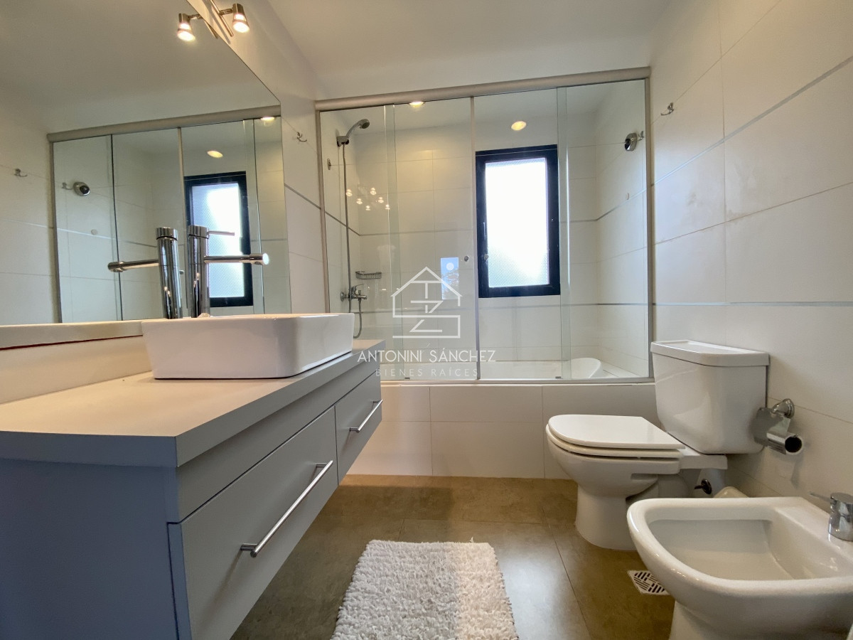 Casa ID.582 - Casa venta 2 dormitorios Parque Pinares