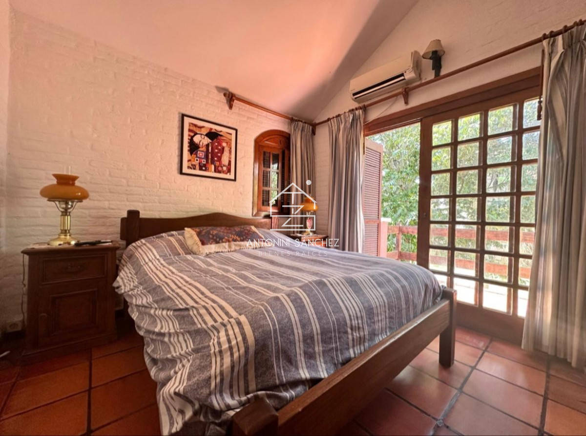 Casa ID.2274 - Venta y alquiler de Chalet Punta Ballena-Portezuelo