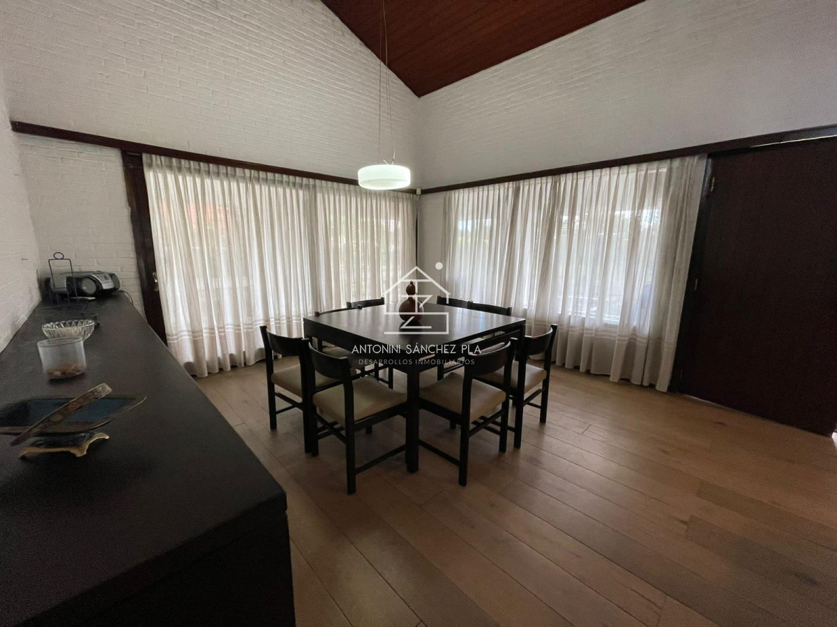 Casa ID.3517 - CHALET MUY CERCA DEL MAR EN MANSA 