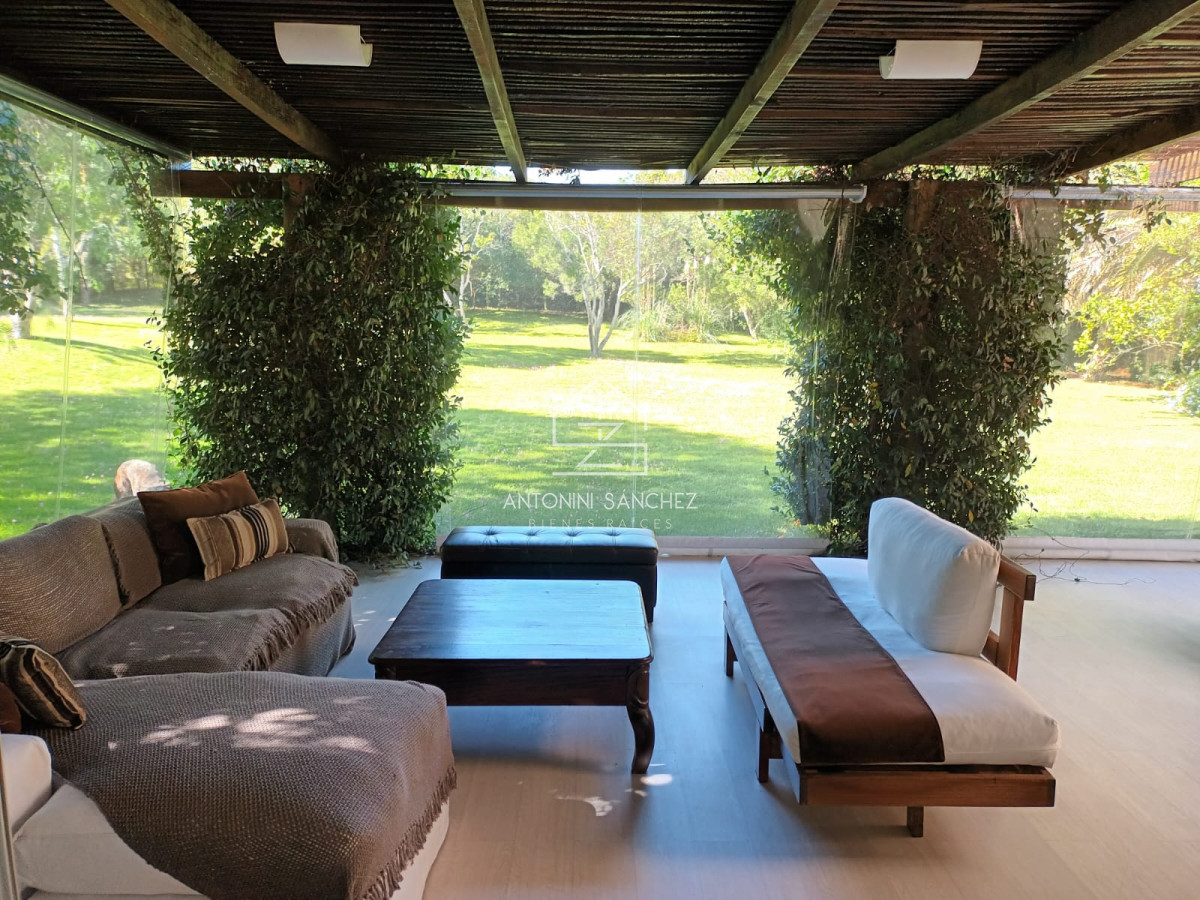 Casa ID.1227 - Venta Casa 5 dormitorios Rincón del Indio Punta del Este