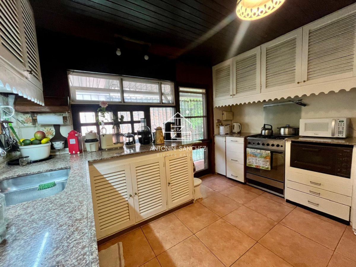 Casa ID.4122 - VENTA DE CASA EN PINARES CERCA DEL MAR