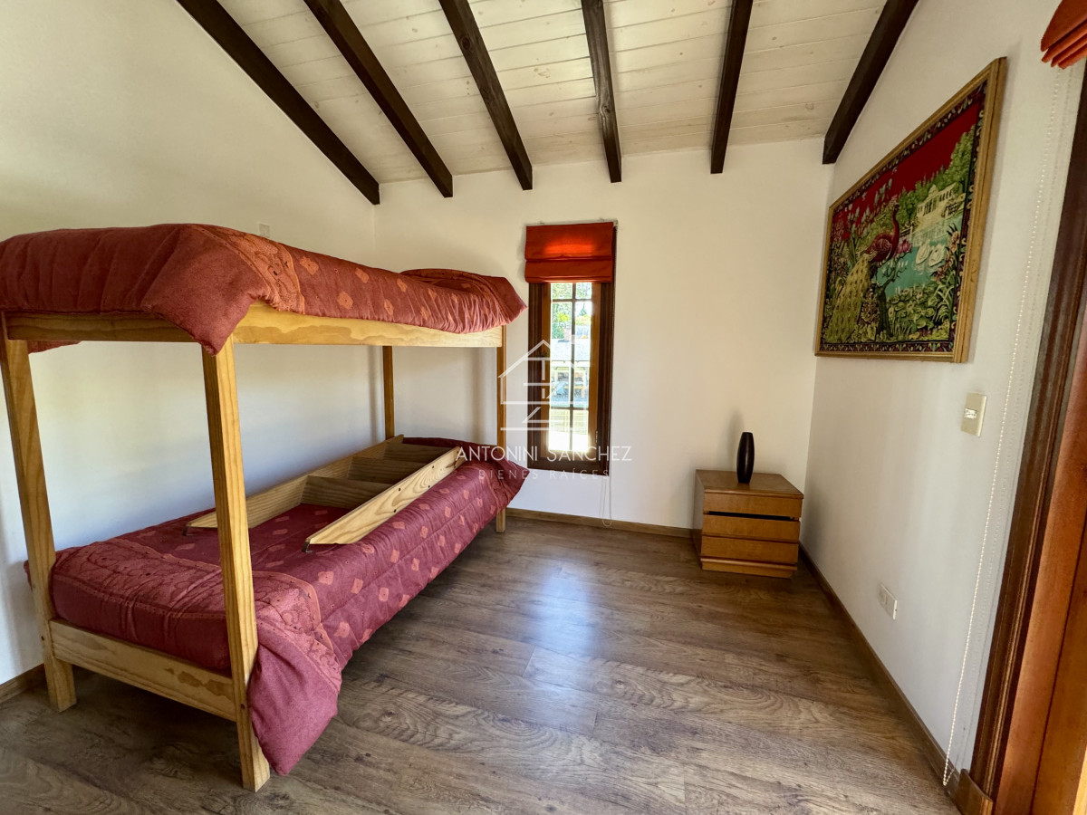 Casa ID.1672 - Casa en Venta, Pinares, Punta del Este.