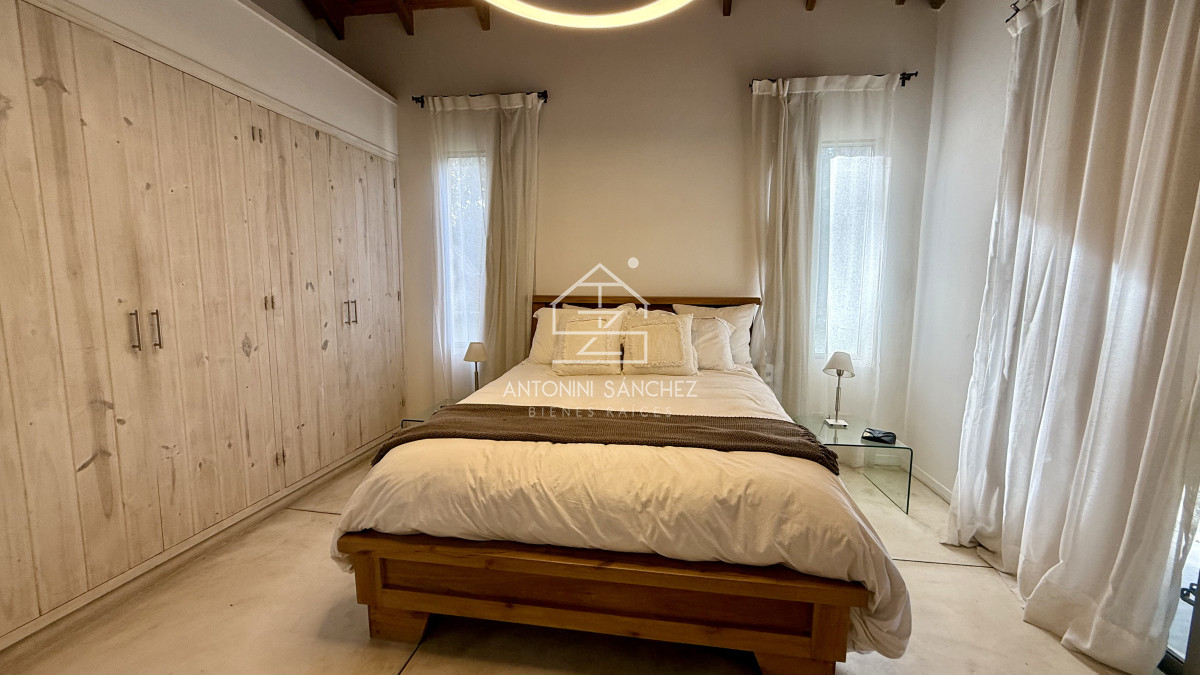 Casa ID.1227 - Venta Casa 4 dormitorios Rincón del Indio Punta del Este