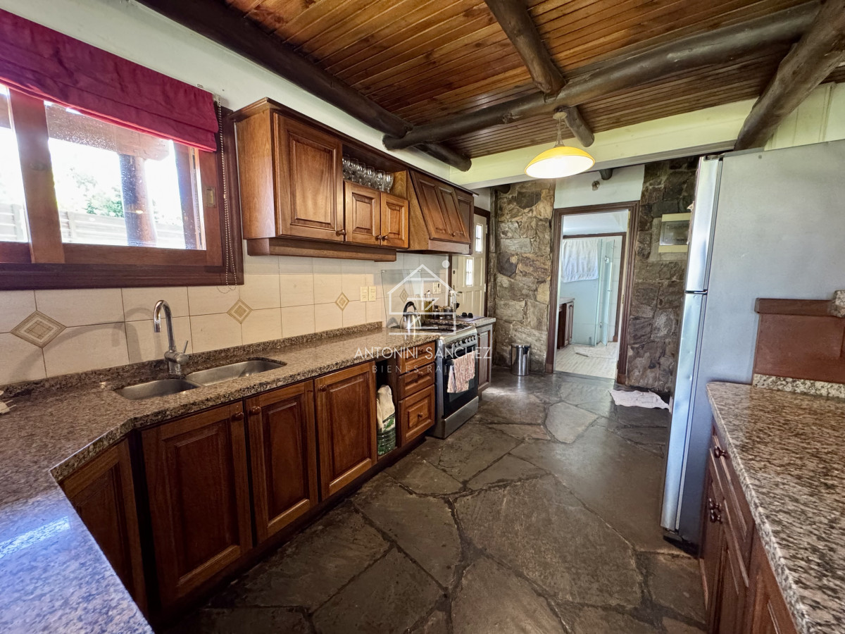 Casa ID.1672 - Casa en Venta, Pinares, Punta del Este.