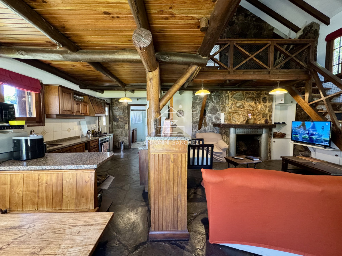 Casa ID.1672 - Casa en Venta, Pinares, Punta del Este.