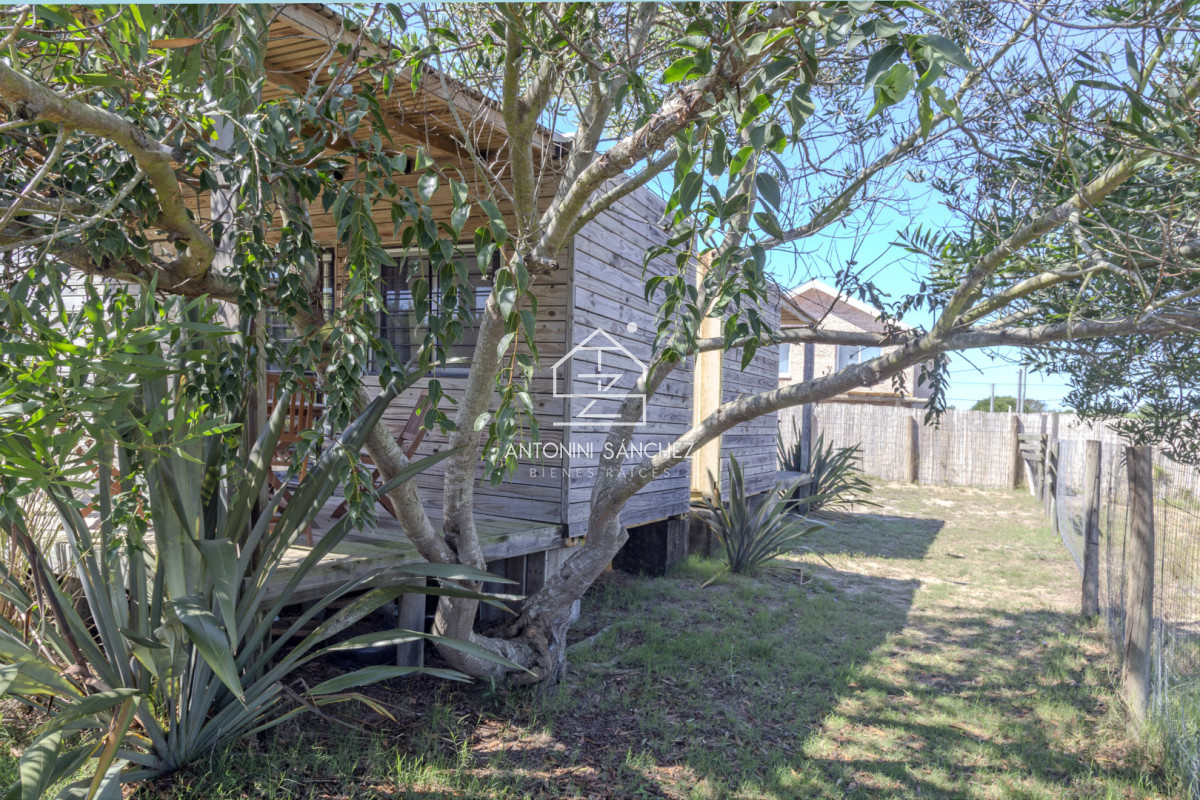 Casa ID.4663 - 4 Monoambientes en Venta en La Juanita Jose Ignacio