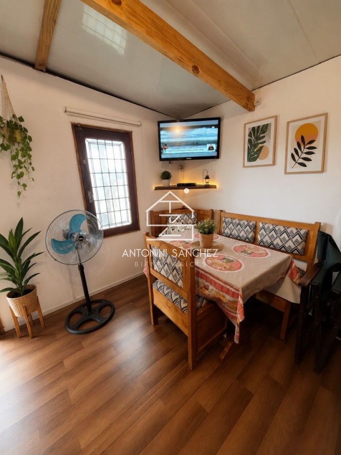 Casa ID.4806 - CASA EN VENTA EN PIRIAPOLIS DE 4 DORMITORIOS